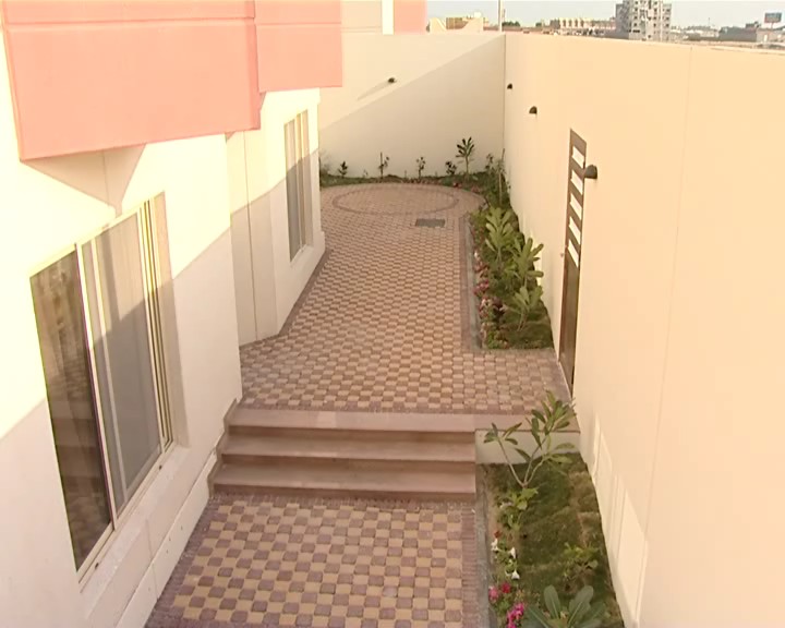 Al Nawras Lake Villa - Exterior 7-10